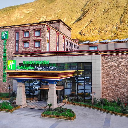 Holiday Inn Express Daocheng Yading, An Ihg Hotel Kültér fotó