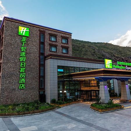 Holiday Inn Express Daocheng Yading, An Ihg Hotel Kültér fotó